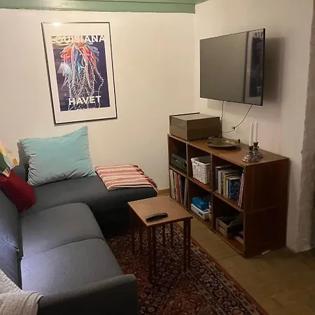 Peaceful Summer House Near Ulvemosehule Forest Feriehus *